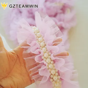 Toptan konfeksiyon aksesuarları 3D inci Trim makrome şerit düğün çevre dostu boncuklu malzeme dantel saçak Trim fantezi dantel