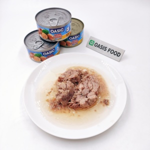 Atún Enlatado de Buena Calidad en Trozos Desmenuzados en Aceite de Soya o en Salmuera, Bonito Skipjack, Marca OEM OASIC - Product Image 3