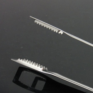 Nouvelles idées de produits 2026 Accessoires de bar pour la maison et la cuisine Outils en acier inoxydable Pinces <span class=keywords><strong>à</strong></span> glace <span class=keywords><strong>à</strong></span> dents de scie Pinces <span class=keywords><strong>à</strong></span> <span class=keywords><strong>sucre</strong></span> - Product Image 4