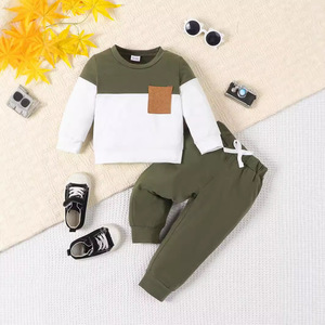 Completo Invernale Casual per Bambini con <span class=keywords><strong>Felpa</strong></span> e <span class=keywords><strong>Pantaloni</strong></span>, Set da 2 Pezzi in Cotone alla Moda con <span class=keywords><strong>Felpa</strong></span> Bicolore Patchwork - Product Image 2