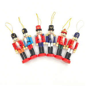 Meilleure vente 6 pièces en bois casse-noisette ensemble pendentif de noël couleur <span class=keywords><strong>dessin</strong></span> noyer <span class=keywords><strong>homme</strong></span> soldat marionnette jouets pour garçons et filles - Product Image 3