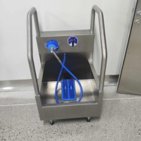Laveuse de chaussures industrielle compacte, nettoyeur manuel de semelles et de tiges avec boîtier en acier inoxydable pour le contrôle de l'hygiène en usine
