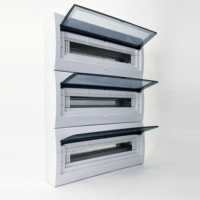 Tableau de distribution électrique en acier galvanisé DMT 66 voies, indice de protection IP30, 220-240V, usage industriel, montage en surface