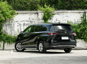 Toyota Granvia 2026 2.5L Híbrido Versión Comfort, Auto Nuevo, Monovolumen Híbrido Mediano-Grande para Recogida en Hoteles y Viajes Familiares con Múltiples Pasajeros - Product Image 3