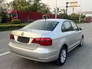VW Jetta d'occasion 2019 1.6L Manuelle Confort Économe en carburant <span class=keywords><strong>Véhicule</strong></span> d'occasion en stock - Product Image 6