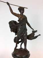 Offre Spéciale grand bronze moulé mythe grec déesse figure bronze Diana chasseresse statue sculpture