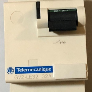 Disjoncteur moteur <span class=keywords><strong>LE32</strong></span> 32A pour PLC - Product Image 1