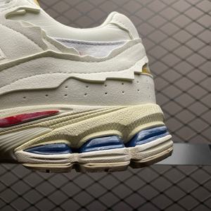 รองเท้าลำลองดีไซน์เนอร์ระดับไฮเอนด์ สำหรับทุกฤดู สีขาว สไตล์บาสเก็ตบอลย้อนยุค สำหรับผู้ชายและผู้หญิง กันลื่น สวมใส่สบาย ปรับแต่งได้ - Product Image 4