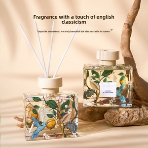 Coffret Cadeau Luxe d'Aromathérapie d'Usine, Huile Essentielle Avancée pour Hôtels, Désodorisant d'Intérieur sans Flamme pour Toilettes et Maison, en Rotin, pour une Air Fraîcheur Optimale - Product Image 5