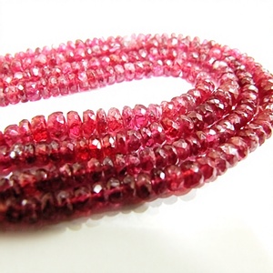 Cuentas facetadas de rubí rojo natural en forma de rondelle, vendidas por hebra de 8 pulgadas de largo. - Product Image 1