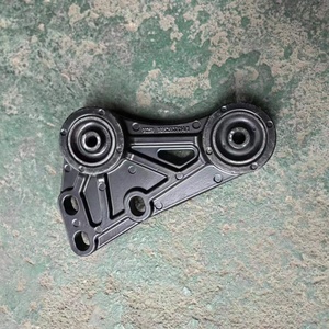 Support de radiateur robuste YG9525537014 pour camion Sinotruk HOWO, pièces du système de refroidissement, ajustement direct - Product Image 2