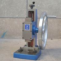 Presse à disque de haute précision, presse manuelle, poinçonneuse rotative à disque, équipement de rivetage, petite machine de poinçonnage de bureau