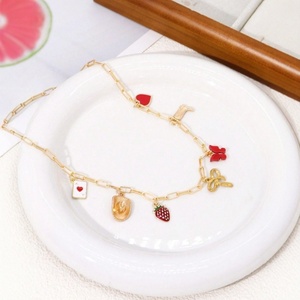 Bijoux <span class=keywords><strong>de</strong></span> mode Collier Mignon Martin Bottes Or Papillon Fraise Denim Chapeau Style Unique Pendentif Charmes Cadeaux - Product Image 4