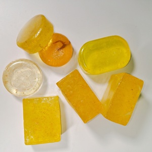 Savon Visage au Collagène et Or 24K, Cosmétiques de Luxe Naturels, Biologiques, Véganes, Éclaircissant et Blanchissant - Product Image 2