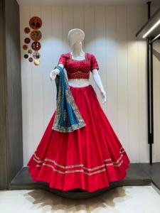 A granel puro rayón algodón Chaniya Choli con blusa acolchada diseño tradicional hecho a mano rayón algodón Chaniya Choli - Product Image 6