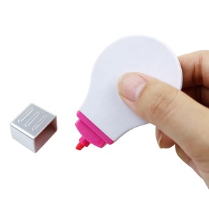 Becol Thân Thiện Với Môi Mới Lạ <span class=keywords><strong>Highlighter</strong></span> Bút Trong Bóng Đèn Hình Nhựa Mini <span class=keywords><strong>Highlighter</strong></span> Bút Đánh Dấu Thiết Lập Với Biểu Tượng Tùy Chỉnh Cho Trẻ Em - Product Image 3