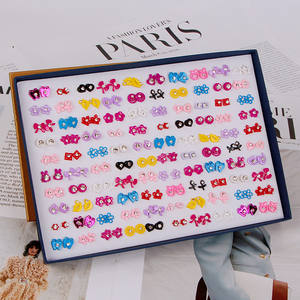 Оптовый набор модных и уникальных детских пластиковых серег в форме сердца и цветов (100 пар) - Product Image 5