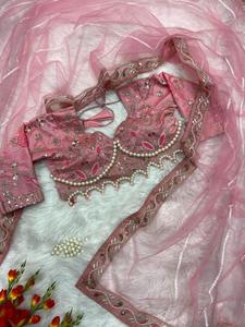 Sari de red premium con bordado de lentejuelas Dori y borde de encaje de diamantes hecho a mano para bodas, fiestas y ocasiones festivas. - Product Image 2