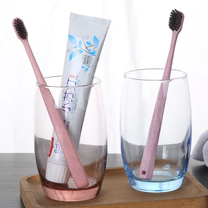 <span class=keywords><strong>Verres</strong></span> <span class=keywords><strong>à</strong></span> <span class=keywords><strong>vin</strong></span> sans pied minimalistes transparents fabriqués <span class=keywords><strong>à</strong></span> la machine en gros, pour <span class=keywords><strong>vin</strong></span> rouge, <span class=keywords><strong>vin</strong></span> blanc et eau, de l'usine chinoise - Product Image 2