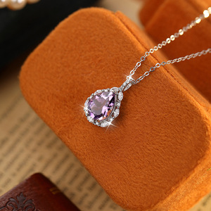 Pendentif en pierre de cristal naturel, collier chaîne croisée tendance en argent sterling S925, style designer haut de gamme, pierres précieuses colorées, exclusif - Product Image 3