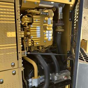 Utilisé pour l'excavatrice sur chenilles 312D |   Excavatrice hydraulique Caterpillar d'occasion de 12,9 tonnes avec moteur et pompe de 72 kW, haute efficacité - Product Image 6