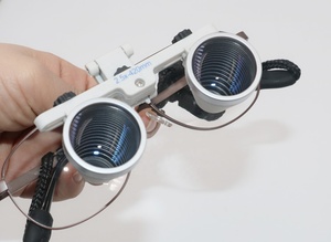 Lenti binoculari multistrato in titanio per oftalmologia e odontoiatria - Product Image 3