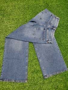 Pantalon en jean évasé pour femme Stockify, très demandé, coupe tendance à jambe large, vêtement décontracté, disponible à prix compétitif - Product Image 6