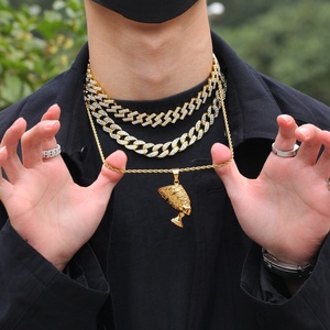 Collier avec pendentif de la tête de bijoux pour femmes, chaîne en métal précieux, style antique, la reine égyptienne, le pharao, le Hip-hop, accessoire de mode - Product Image 1