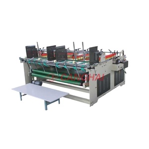Machine à plier, coller et presser les boîtes en carton semi-automatique, machine à fabriquer des boîtes en carton ondulé - Product Image 1