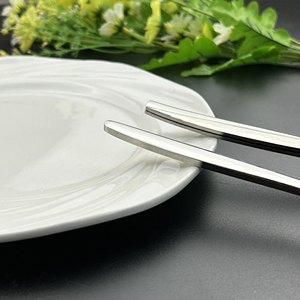 Nouvel ensemble de couverts en acier inoxydable, manche épais, cuillère et fourchette de luxe haut de gamme, manche à motif personnalisé - Product Image 5