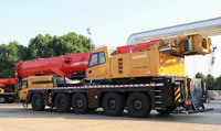Nouvelle grue mobile tout-terrain SAC2000C8-8 de 200 tonnes avec une hauteur de levage de 116 m, boîte de vitesses et composants essentiels du moteur