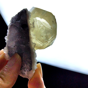 Spécimen minéral de pierre de calcite brute de pierre précieuse naturelle pour la guérison et la décoration Hubei Calcite Craft Crystal Crafts Product - Product Image 2
