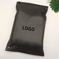 Emballage personnalisé en gros, logo imprimé, t-shirt, sac en plastique transparent à fermeture éclair, sac à fermeture éclair givré pour vêtements
