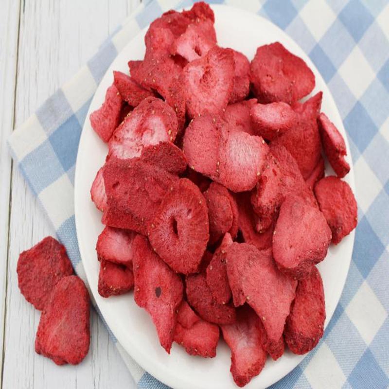 Organische Vruchten Gevriesdroogde Aardbei Chips/Hele/Dobbelstenen/Poeder Gezonde Snack