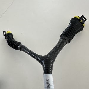 Aangepaste OEM motorfiets auto-kabelboom met PBT-isolatie IATF16949 voor IP66 bescherming - Product Image 5