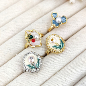 <span class=keywords><strong>2025</strong></span> mới nhất mô hình hoa dát Vòng ngọc trai thời trang phong cách vàng bạc mạ có thể điều chỉnh bất đá quý nhẫn cho hàng ngày bên - Product Image 1