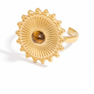 Bague plaquée or en forme de fleur avec incrustation de perles pour femme, bijoux cadeau - Product Image 5