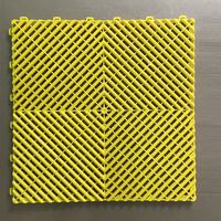 Dalles de sol en plastique antidérapantes à emboîtement facile à installer 40x40x1,8 cm pour garage