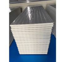 Panneaux muraux et de toiture isolés en mousse de polyuréthane Pur/Pu/Pir/Puf pour maisons préfabriquées, entrepôts et bâtiments en acier