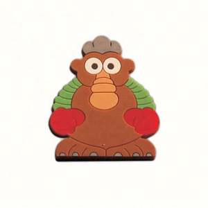 Broche personnalisée en PVC souple avec logo, fabriquée en usine, pas chère, pour cadeau - Product Image 4