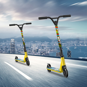 Suministro directo de fábrica Altamente competitivo Extreme Cool Stunt Car Scooter eléctrico Acero PU Rueda ForYoungsters Skateboard - Product Image 4