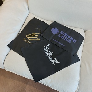 Custom High Quality Black Matte Zipper Bag for Packing Clothes - Product Image 6