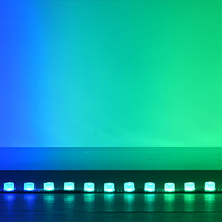 Lave-mur flexible IP65 28W Bande lumineuse LED linéaire DMX512 RGB RGBW Lumière de main courante extérieure 30 60 degrés Lave-mur
