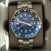 Montre de plongée pour homme en argent, cadran bleu, lunette rotative, affichage de la date, aiguilles lumineuses, bracelet en acier inoxydable, montre-bracelet sport à quartz
