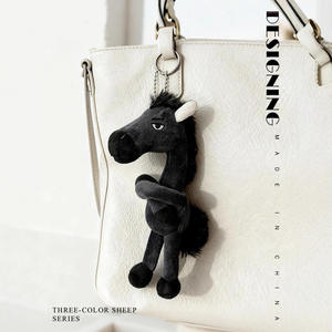 काले घोड़े कपास प्लग खिलौना घोड़े वर्ष शुभंकर गुड़िया पेंडेंट कीचेन नया साल उपहार - Product Image 4