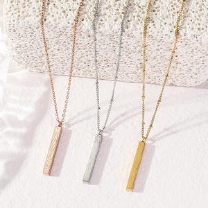 Collana Unisex con Pendente Quadrato in Acciaio Inossidabile Placcato Oro con Scritta Islamica Araba <span class=keywords><strong>Allah</strong></span> - Product Image 1