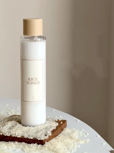 Le tonique de riz Imfrorm le plus vendu avec du riz et de l'acide hyaluronique, qui nourrit la peau et éclaircit le teint - Product Image 1