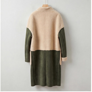 Casaco Longo Feminino em Lã 100% com Bloco de Cores Bege e Verde, Gola Alta com Lapela, Bolso Aplicado, Comprimento Médio na Panturrilha, Agasalho Quente de Lã - Product Image 3
