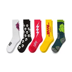 Son pamuk yeni tasarım özel Logo yüksek kalite spor erkekler atletik koşu çorap
