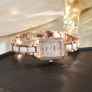 <span class=keywords><strong>Relojes</strong></span> <span class=keywords><strong>de</strong></span> <span class=keywords><strong>marca</strong></span> <span class=keywords><strong>de</strong></span> lujo para mujer, reloj <span class=keywords><strong>de</strong></span> cuarzo cuadrado con cinta <span class=keywords><strong>de</strong></span> cerámica <span class=keywords><strong>de</strong></span> <span class=keywords><strong>imitación</strong></span> para mujer, pulsera <span class=keywords><strong>de</strong></span> regalo, moda versátil exquisita - Product Image 2